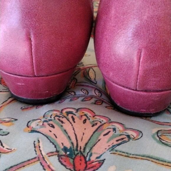 Clarks Artisan Sandals - Picture 4 of 11